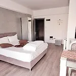 Διαμέρισμα Mira & Penthouse Năvodari