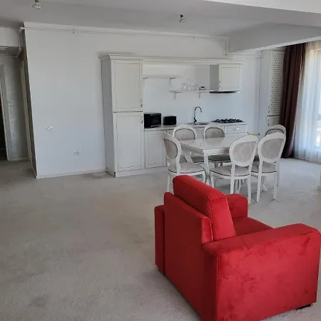 Mira & Penthouse Apartment Navodari