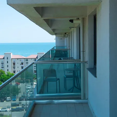 Mira & Penthouse Апартаменты