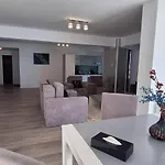 Apartament Mira & Penthouse Năvodari