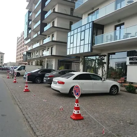 Mira & Penthouse Apartament