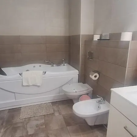 Mira & Penthouse Năvodari