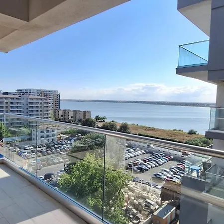 Mira & Penthouse Apartament