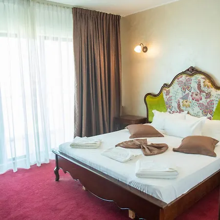 Mira & Penthouse Năvodari